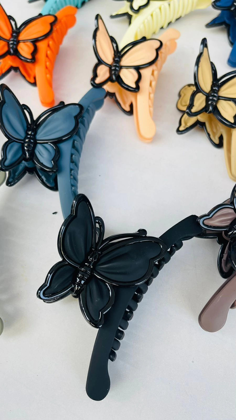 CAIMÁN MARIPOSA BORDE NEGRO X 12 UND 7923